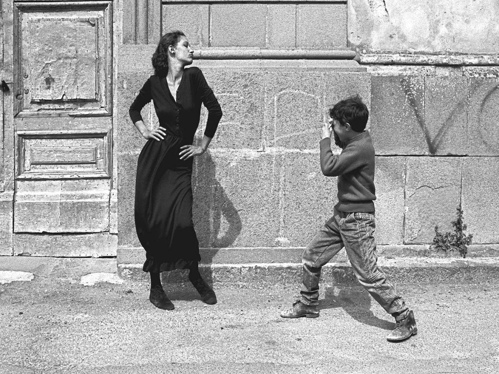Palazzo Reale. Un viaggio-antologia nel bianco e nero di Ferdinando Scianna