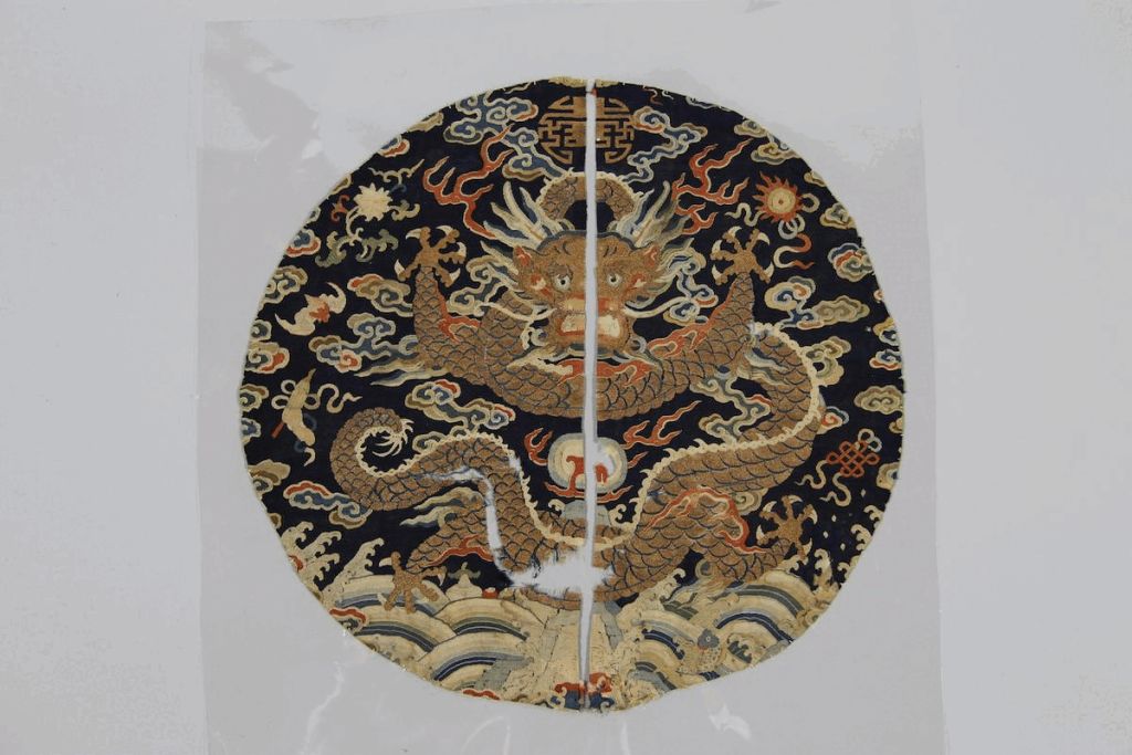 Triennale Milano apre le mostre su Alberto Meda e Seth Siegelaub