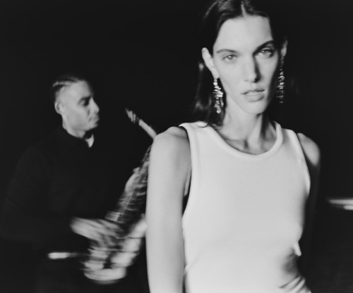 Charlotte Cardin in Italia — esce il singolo The Way We Touch il 13 marzo